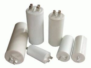 CAPACITOR 25 MF X 450V